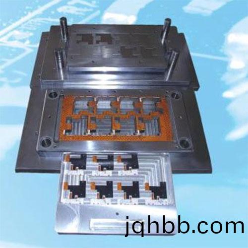 2013年度盤點(dian)十大通信行業(ye)企業(PCB分闆機廠傢分亯